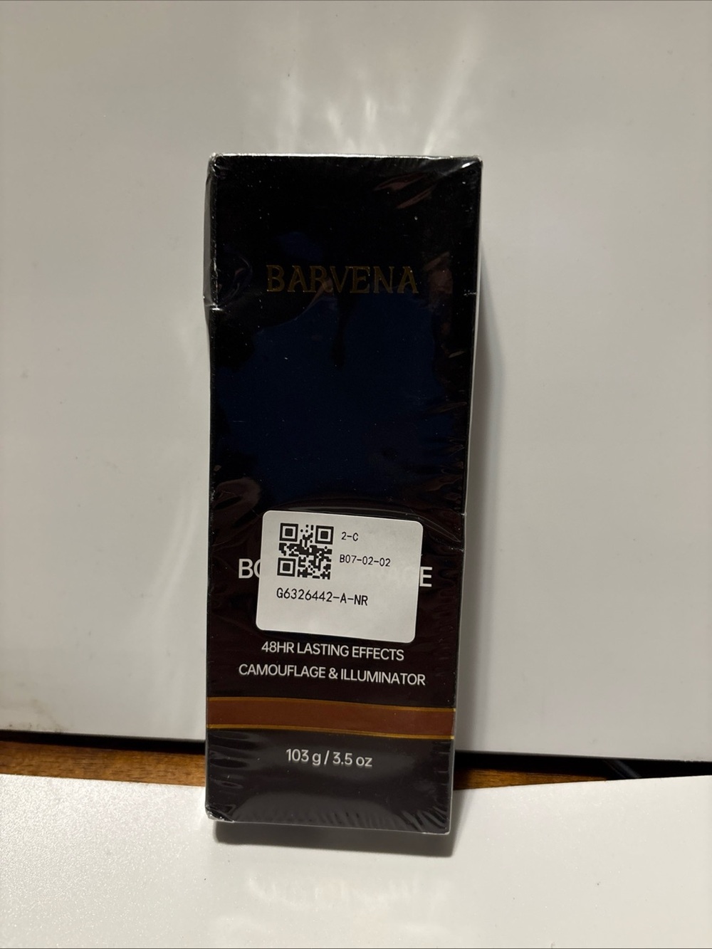 Barvena Men Grooming Concealer - Black and Gold Accents